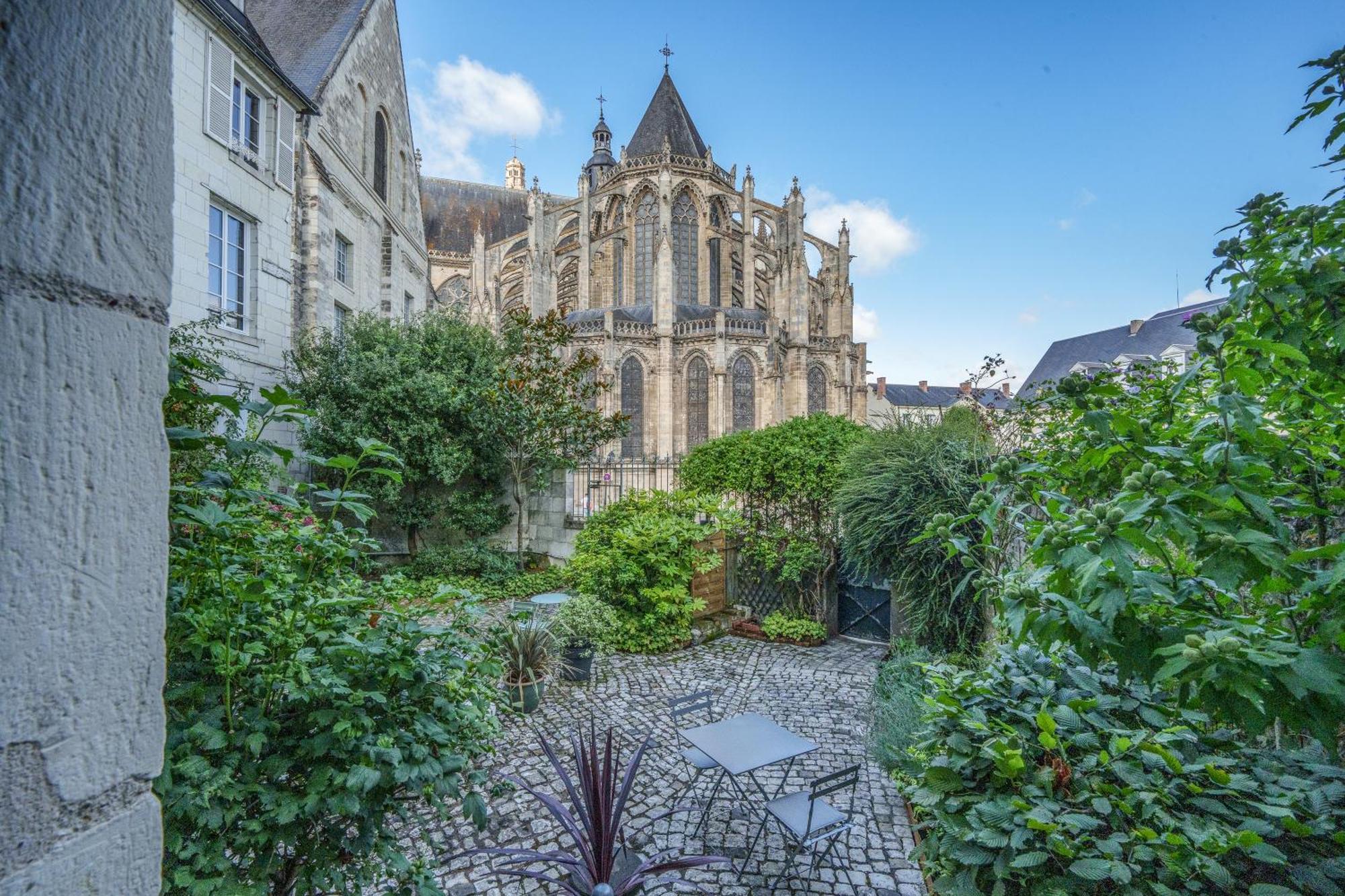 Appartement Raffine Vue Cathedrale, Jardin, Wifi Тур Экстерьер фото