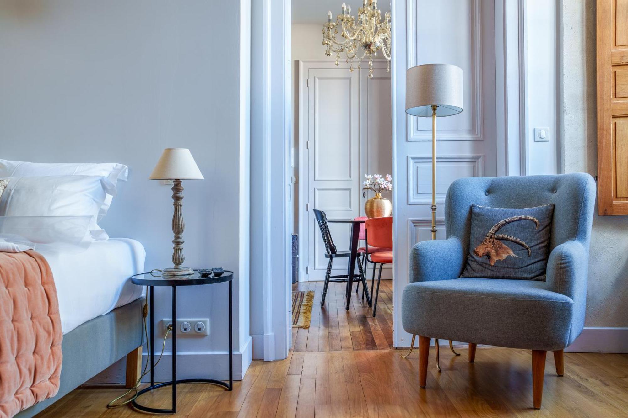 Appartement Raffine Vue Cathedrale, Jardin, Wifi Тур Экстерьер фото