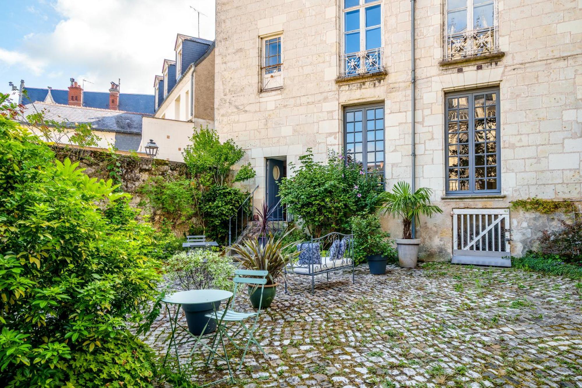 Appartement Raffine Vue Cathedrale, Jardin, Wifi Тур Экстерьер фото