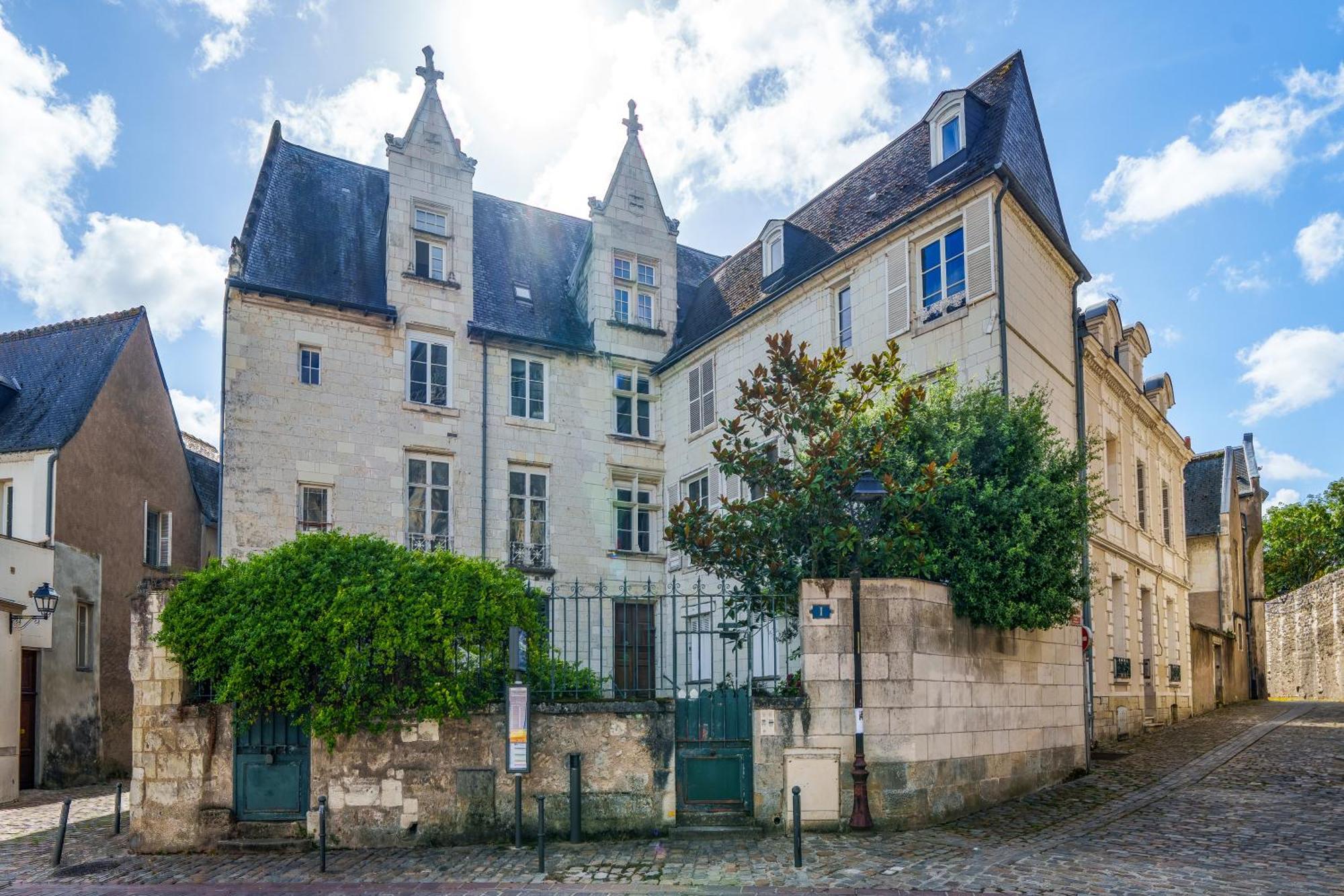 Appartement Raffine Vue Cathedrale, Jardin, Wifi Тур Экстерьер фото