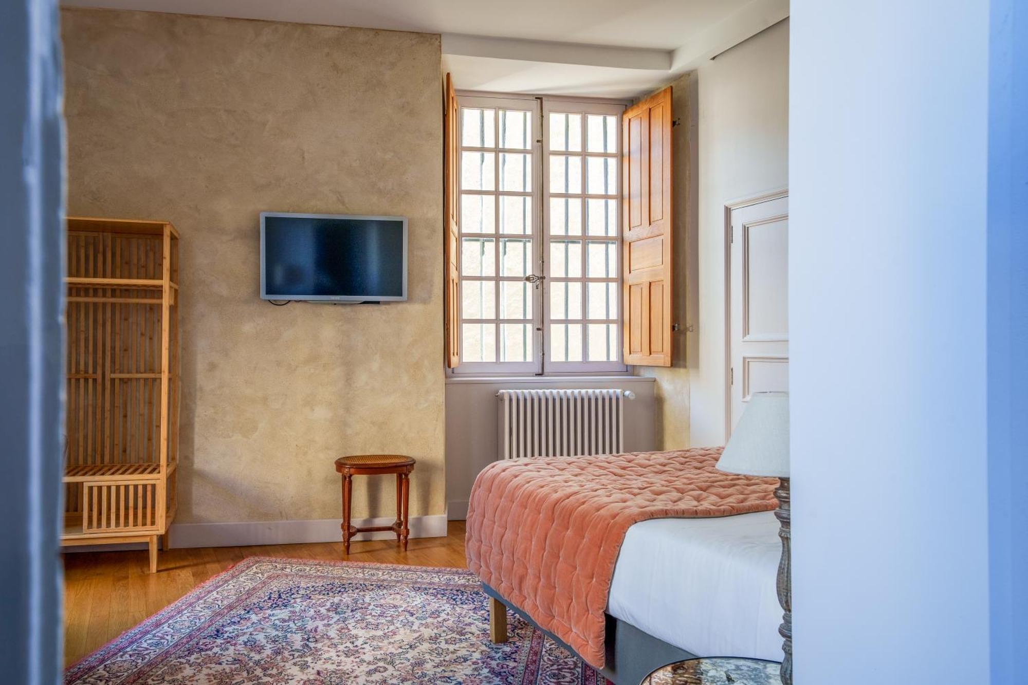 Appartement Raffine Vue Cathedrale, Jardin, Wifi Тур Экстерьер фото